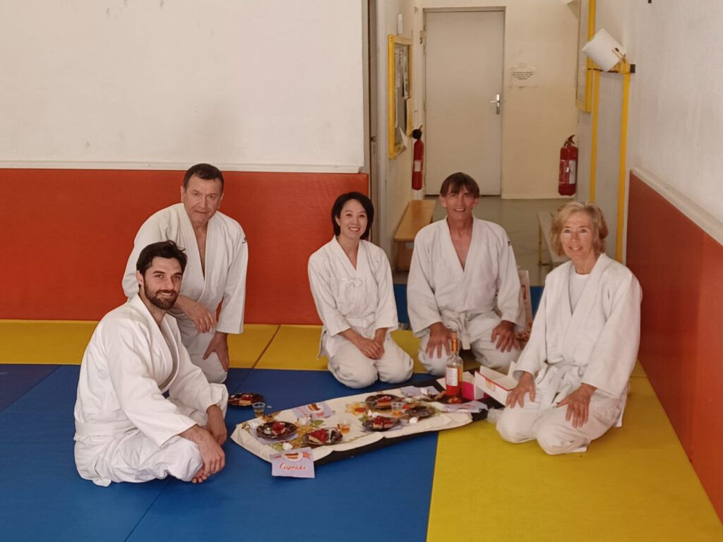 Petite collation après le cours adulte
